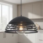 Lámpara colgante PARLA de metal color negro estilo industrial. Ideal para cocina, comedor o dormitorio.