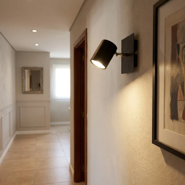 Aplique Passy — Spot interior acero negro GU10 — Ambiente 2 | Lampamac