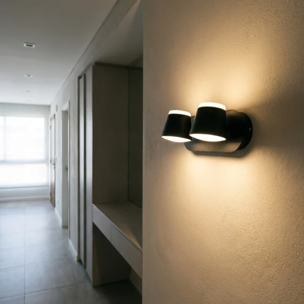 Aplique Sants — Doble cono negro LED — Ambiente 2 | Lampamac
