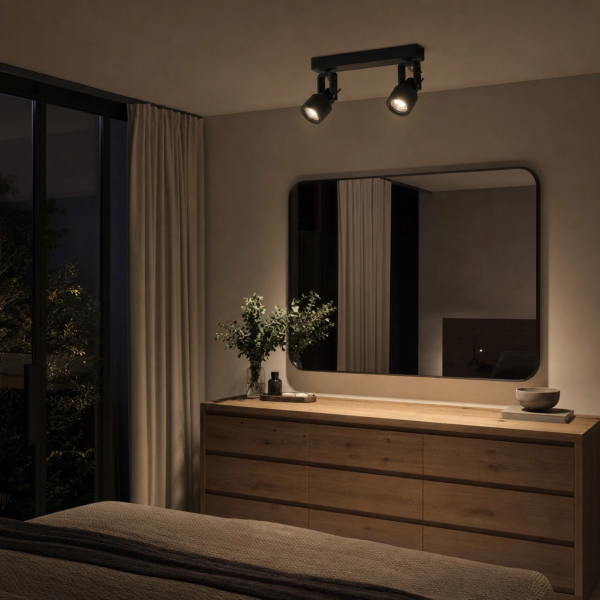 Giulianova Plafón Spot Doble Orientable Negro montado en el techo — dormitorio moderno argentino